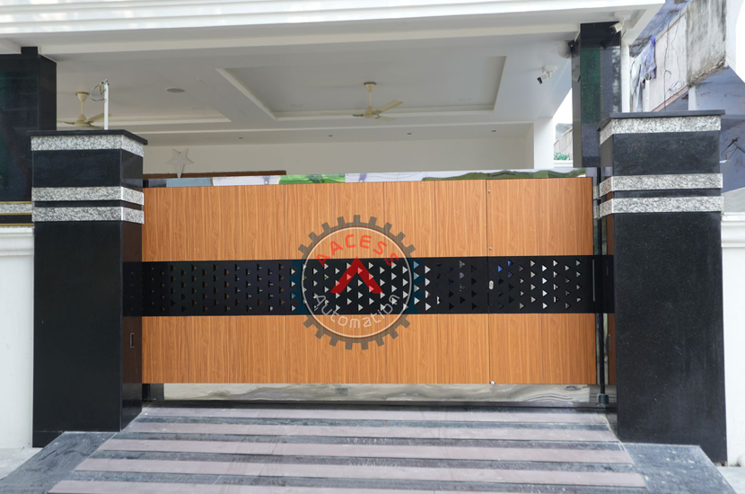 Cantilever Gate