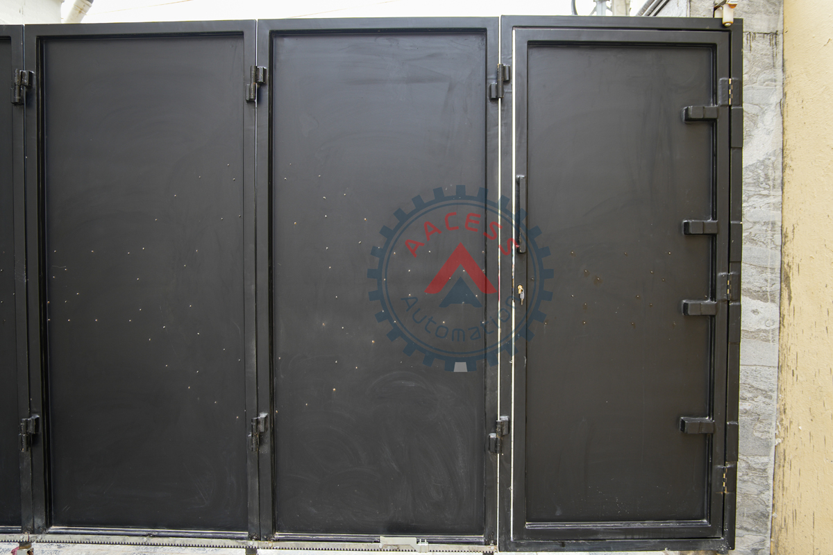 l-type-sliding-gate